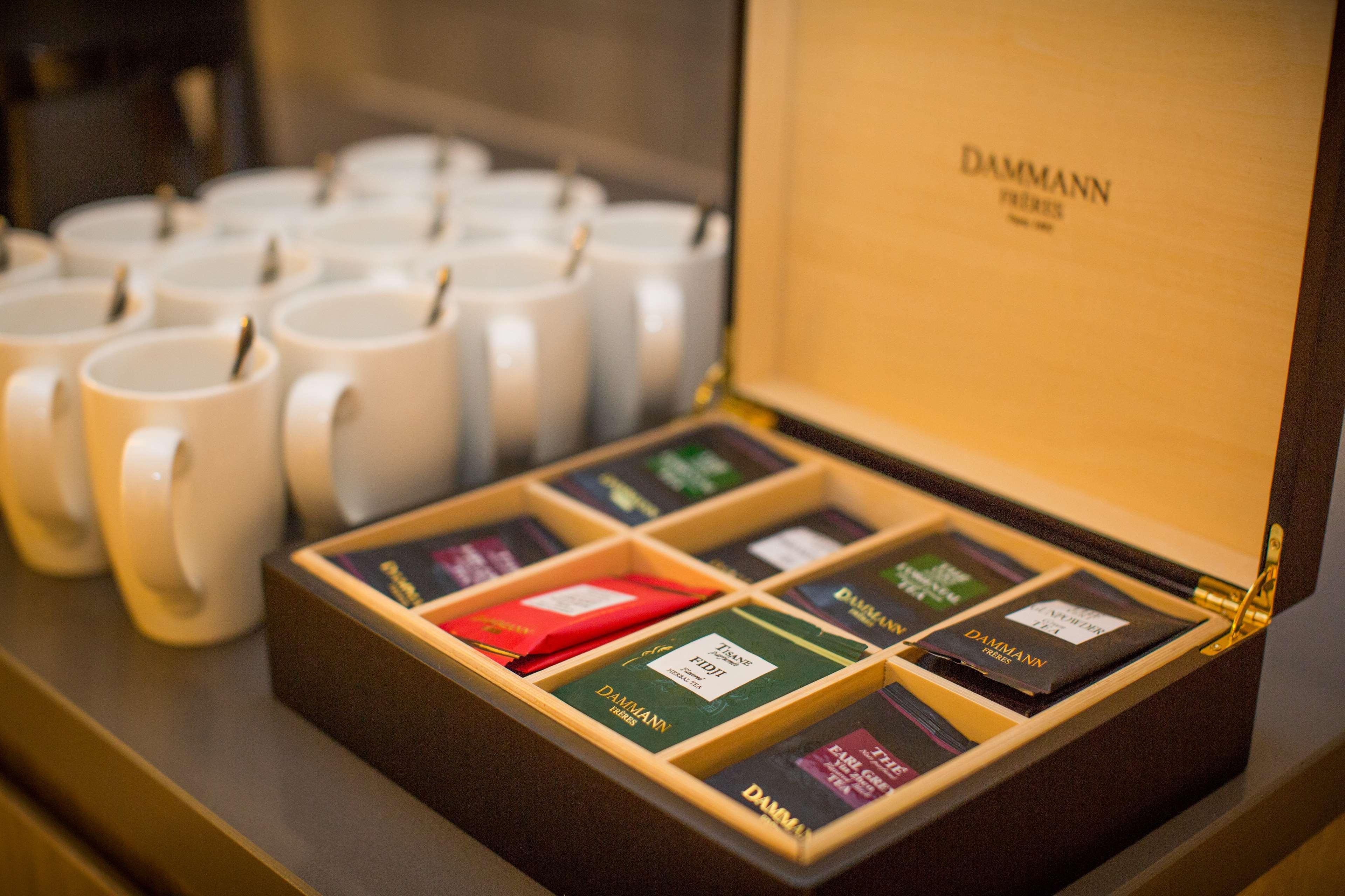 Doubletree By Hilton London Kingston Upon Thames Hotel Kingston upon Thames  Ngoại thất bức ảnh