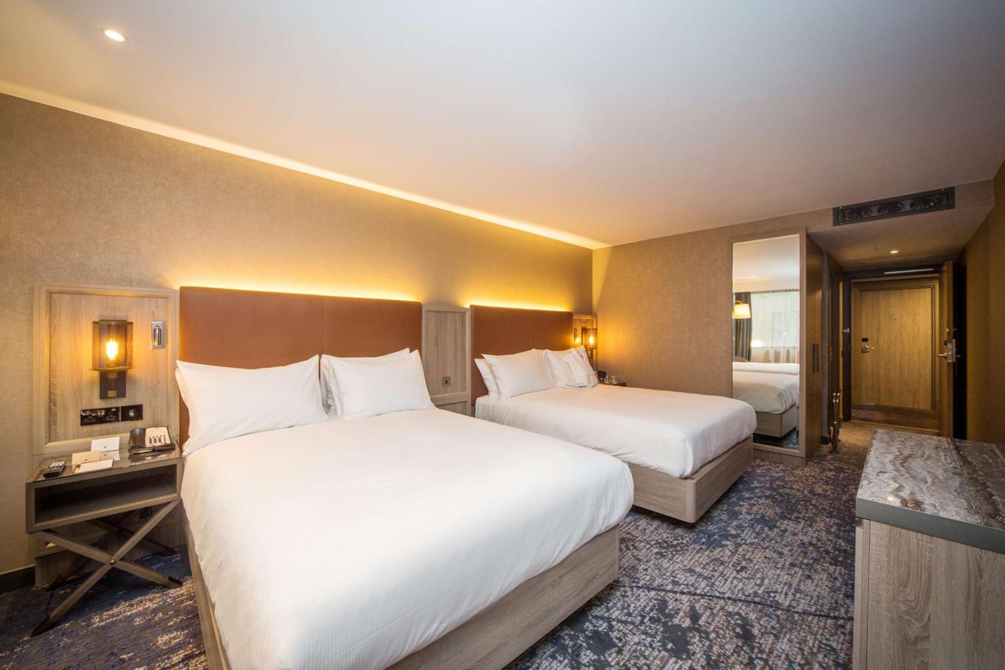 Doubletree By Hilton London Kingston Upon Thames Hotel Kingston upon Thames  Ngoại thất bức ảnh