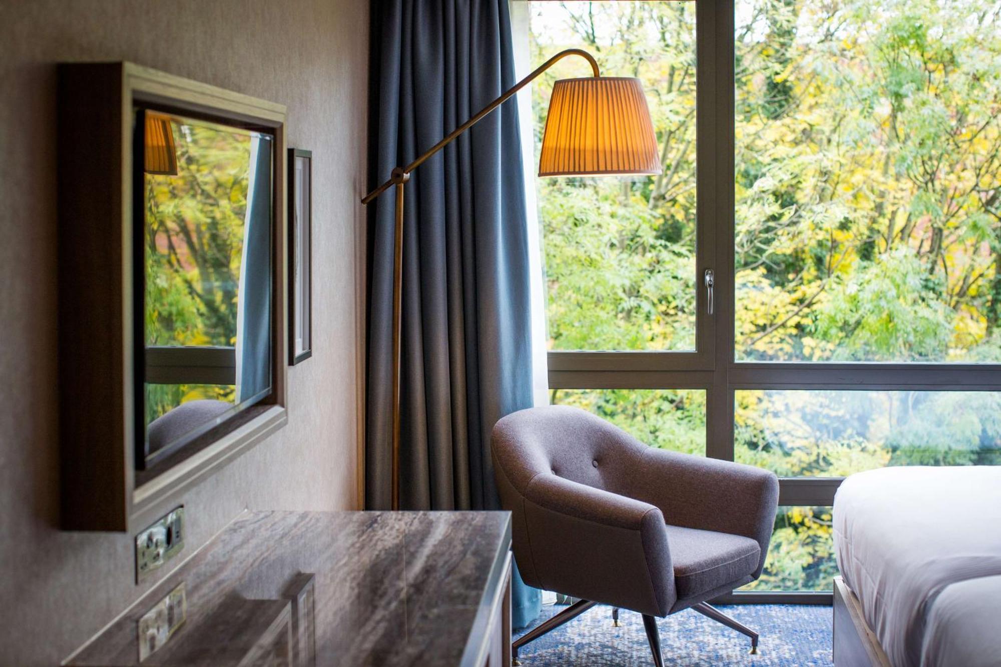 Doubletree By Hilton London Kingston Upon Thames Hotel Kingston upon Thames  Ngoại thất bức ảnh