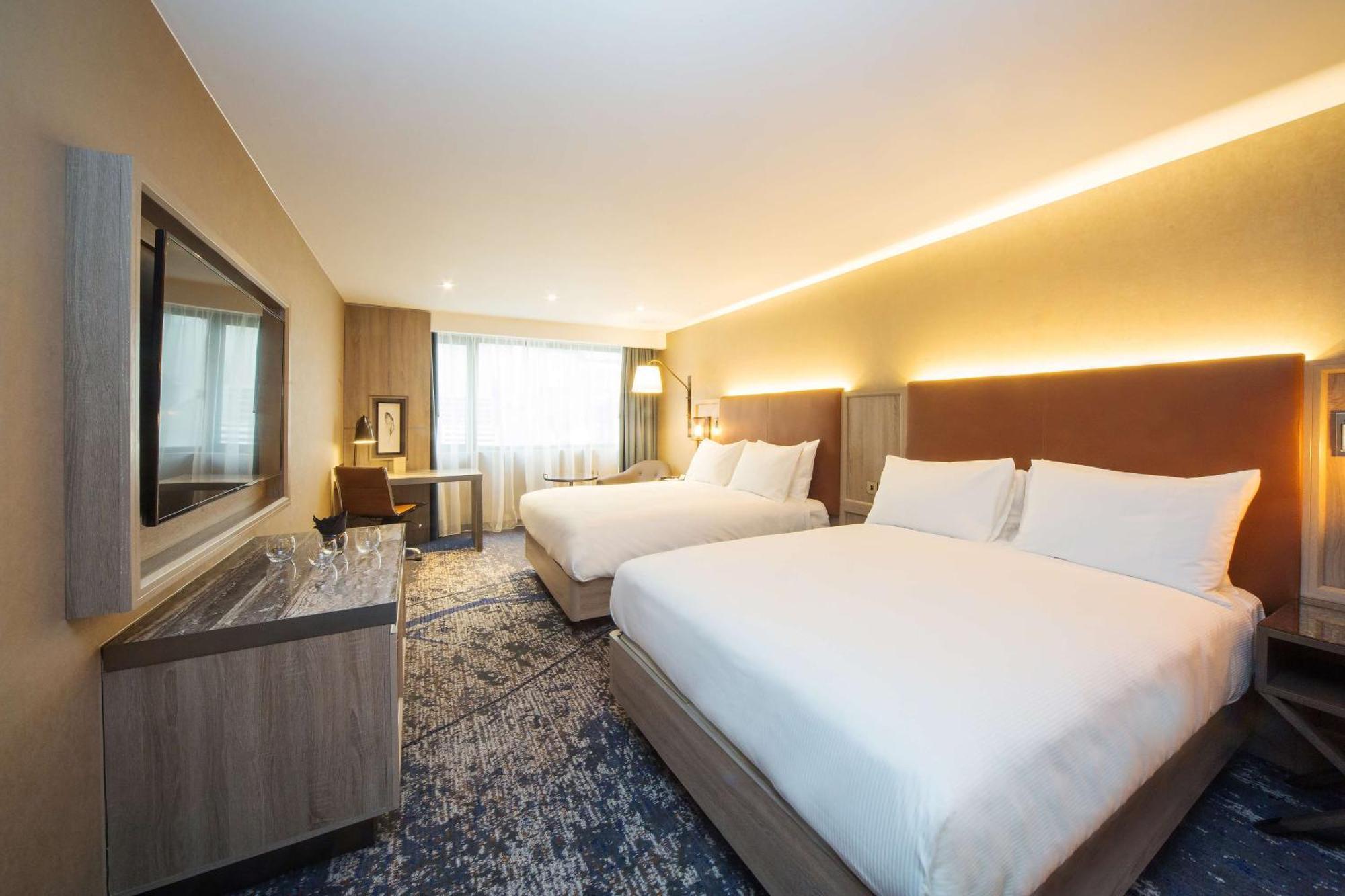 Doubletree By Hilton London Kingston Upon Thames Hotel Kingston upon Thames  Ngoại thất bức ảnh