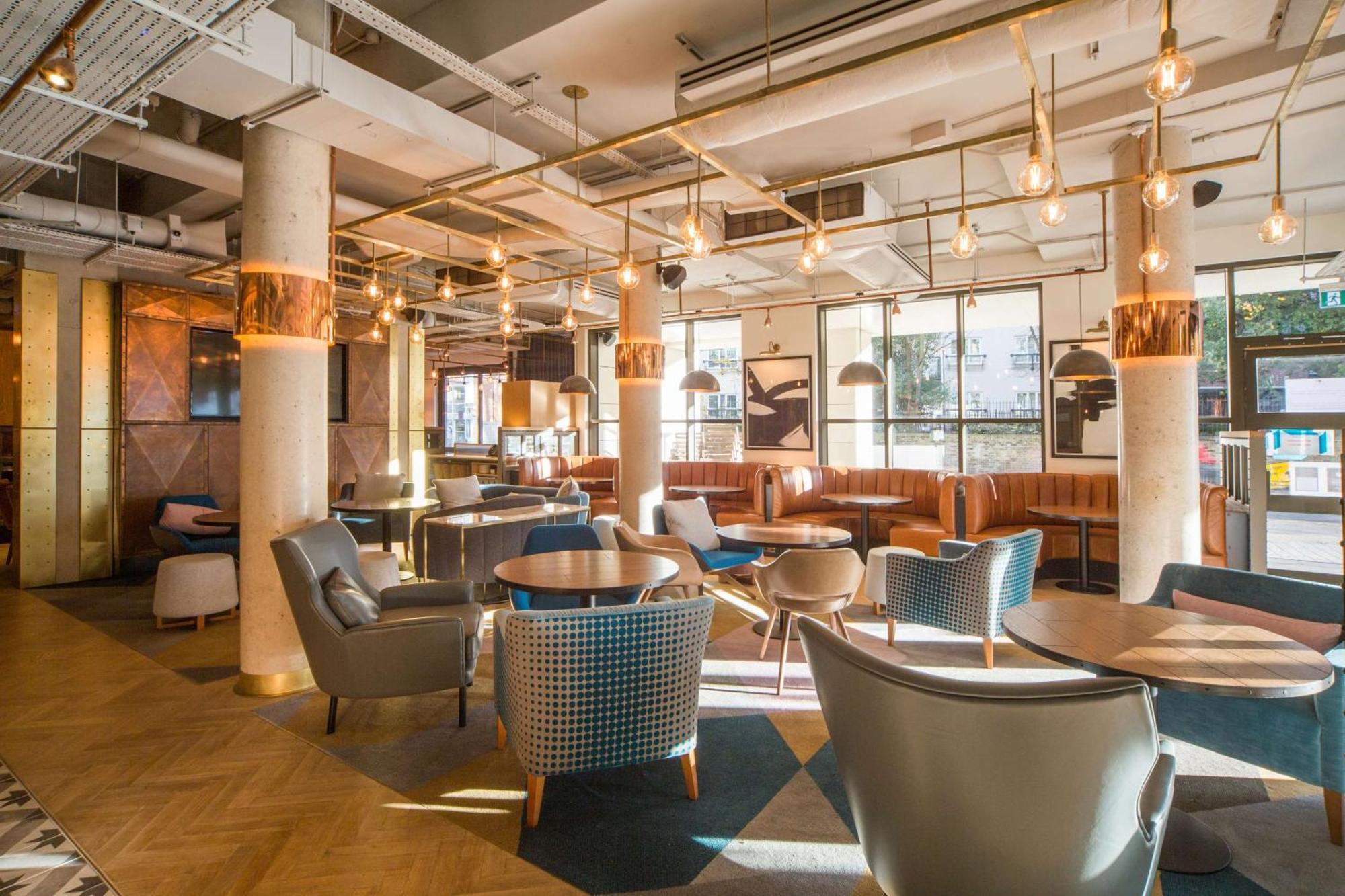 Doubletree By Hilton London Kingston Upon Thames Hotel Kingston upon Thames  Ngoại thất bức ảnh