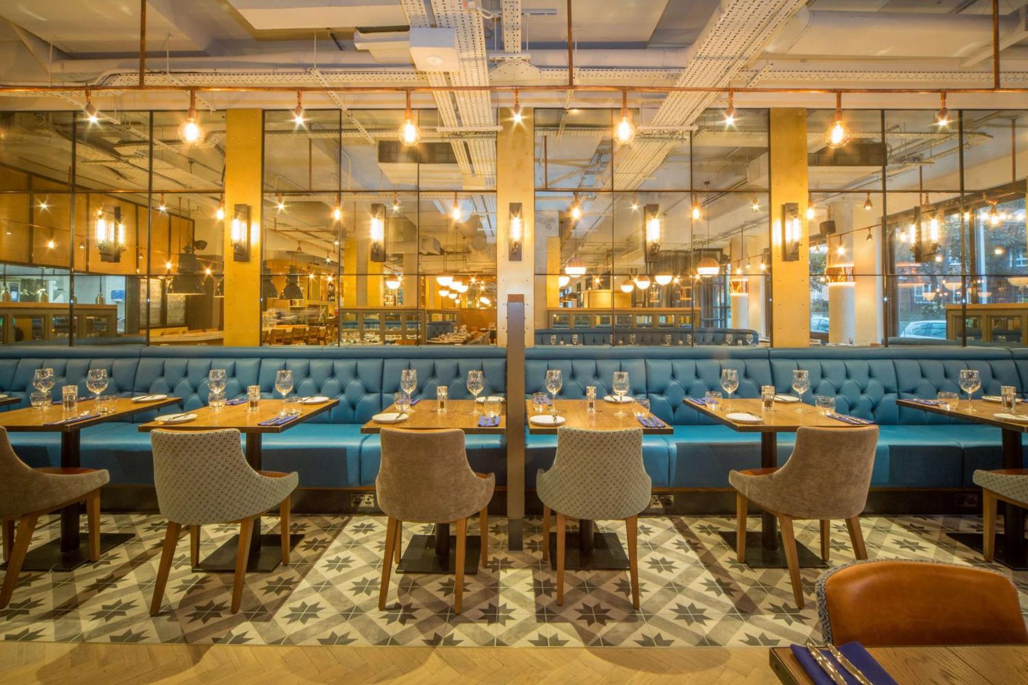 Doubletree By Hilton London Kingston Upon Thames Hotel Kingston upon Thames  Ngoại thất bức ảnh