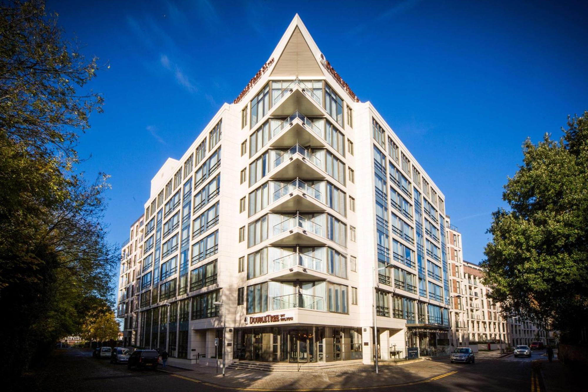 Doubletree By Hilton London Kingston Upon Thames Hotel Kingston upon Thames  Ngoại thất bức ảnh